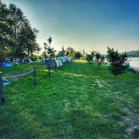 Partifecske Kemping Campsite *